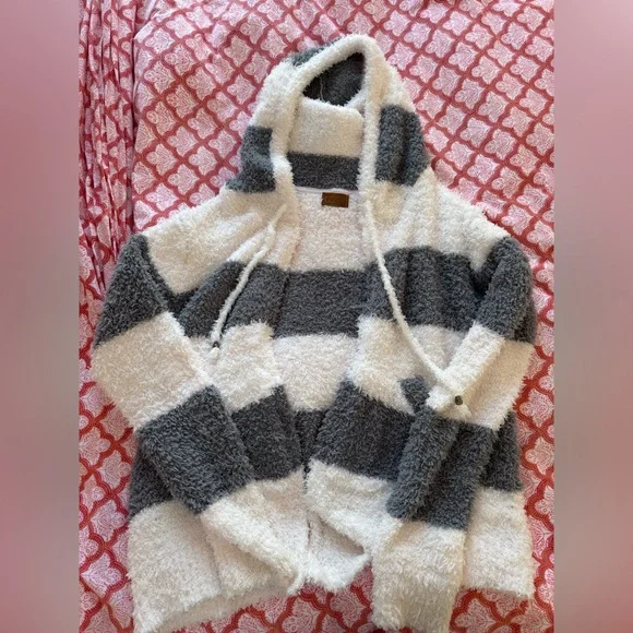 POL Fuzzy Hooded Zip Up - Picture 1 of 2